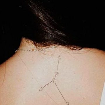 Tatouage bras femme : 50+ idées de tatouages et leur signification 201