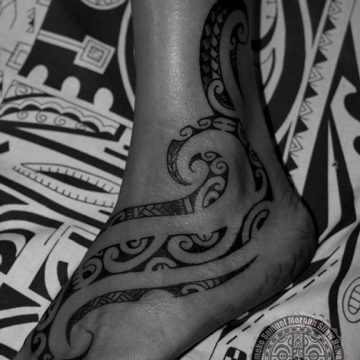 Tatouage Polynésien femme : 25+ idées de tatouages et sa signification 1