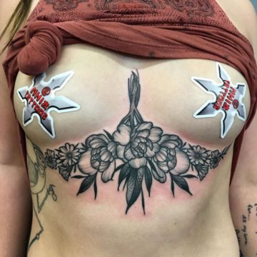 Tatouage Macabre femme : 20+ idées de tatouages et sa signification 12
