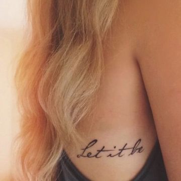 Tatouage Phrase femme : 35+ idées de tatouages et sa signification 47