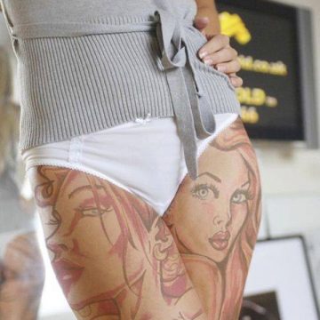 Tatouage cuisse femme : 30+ idées de tatouages et leurs significations 326
