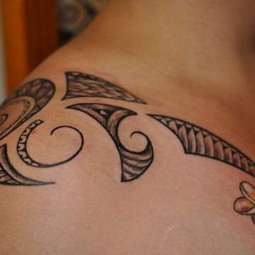 Tatouage Tribal femme : 50+ idées de tatouages et sa signification 53