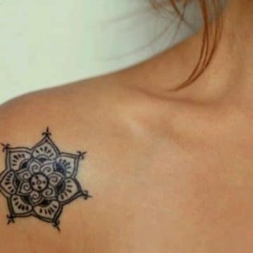 Tatouage mandala femme : 50+ idées de tatouages et leurs significations 192