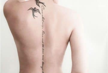 Expression de tatouage femmes colonne vertébrale 4