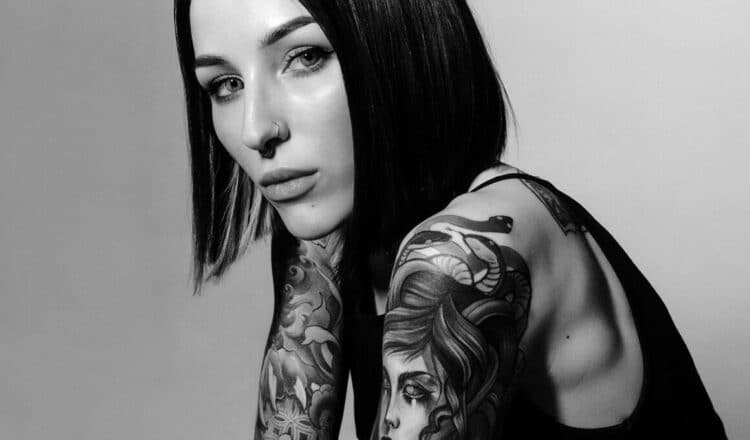 Tatouages en couleur par la tatoueuse russe Tania Tkachenko 1